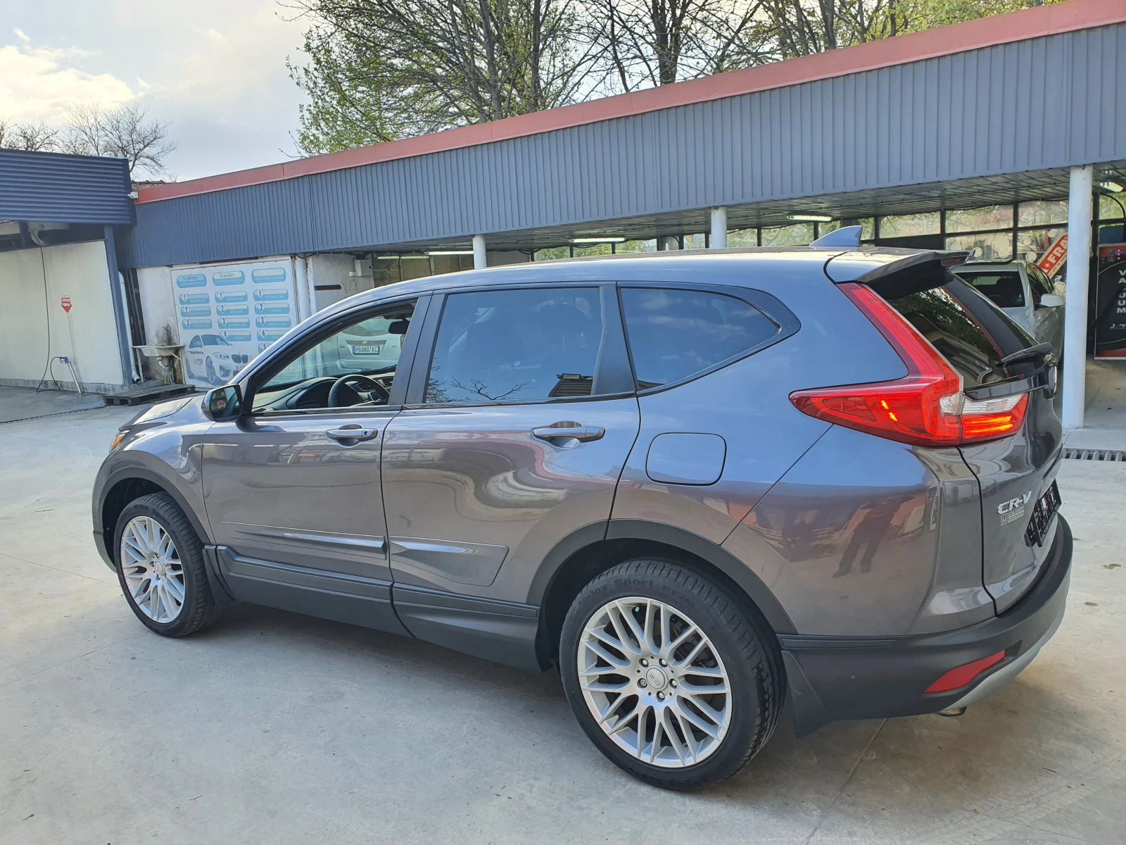 Honda Cr-v 1.5 turbo - изображение 6