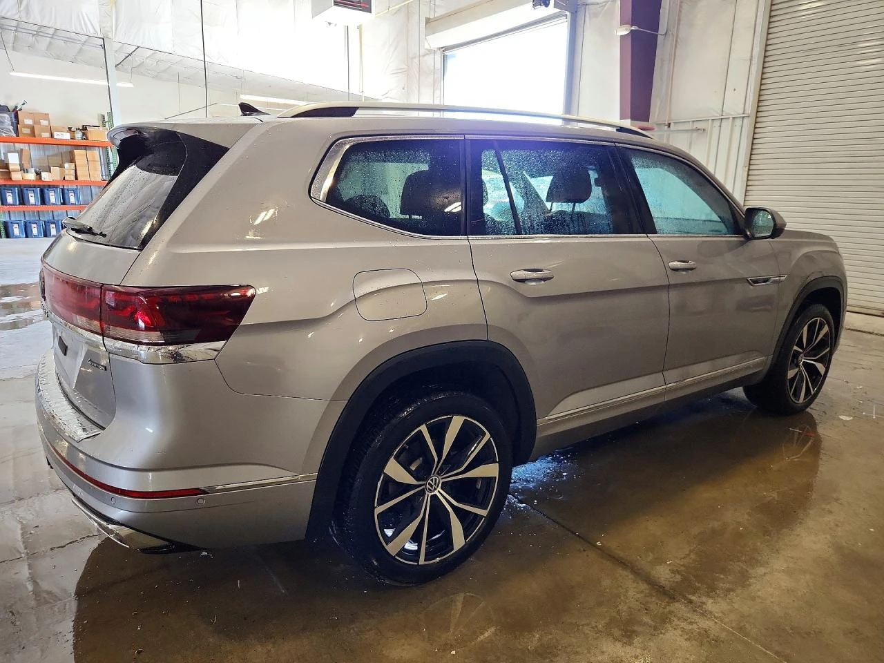 VW Atlas 2.0l Volkswagen Sel Premium R-Line, снимка 3 - Автомобили и джипове - 56088505