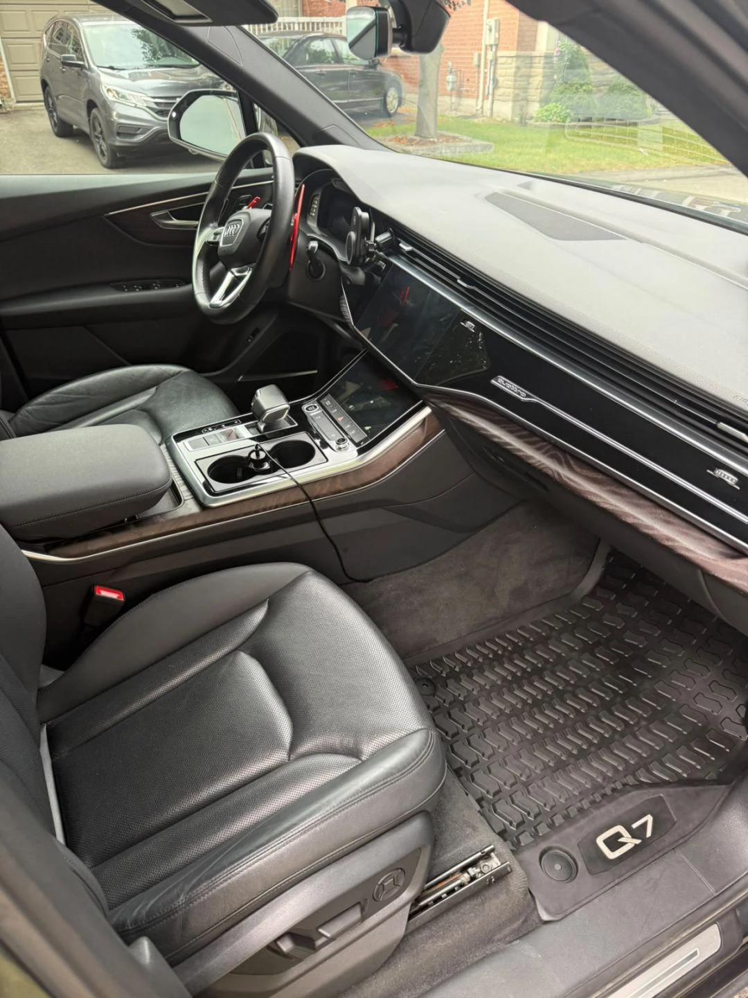 Audi Q7 S-line* Distr* B&O* 360* Обдух, снимка 10 - Автомобили и джипове - 56217625
