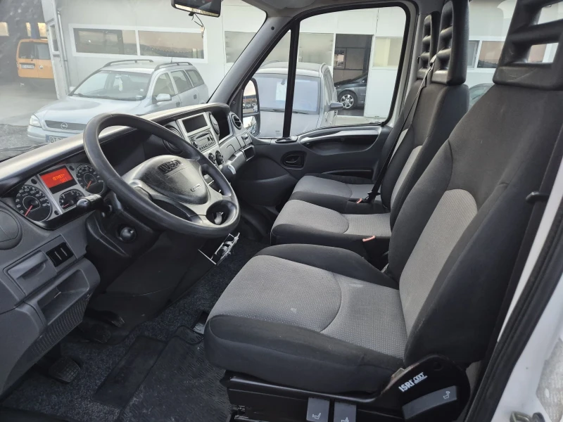 Iveco Daily 3.0, снимка 12 - Бусове и автобуси - 48057948