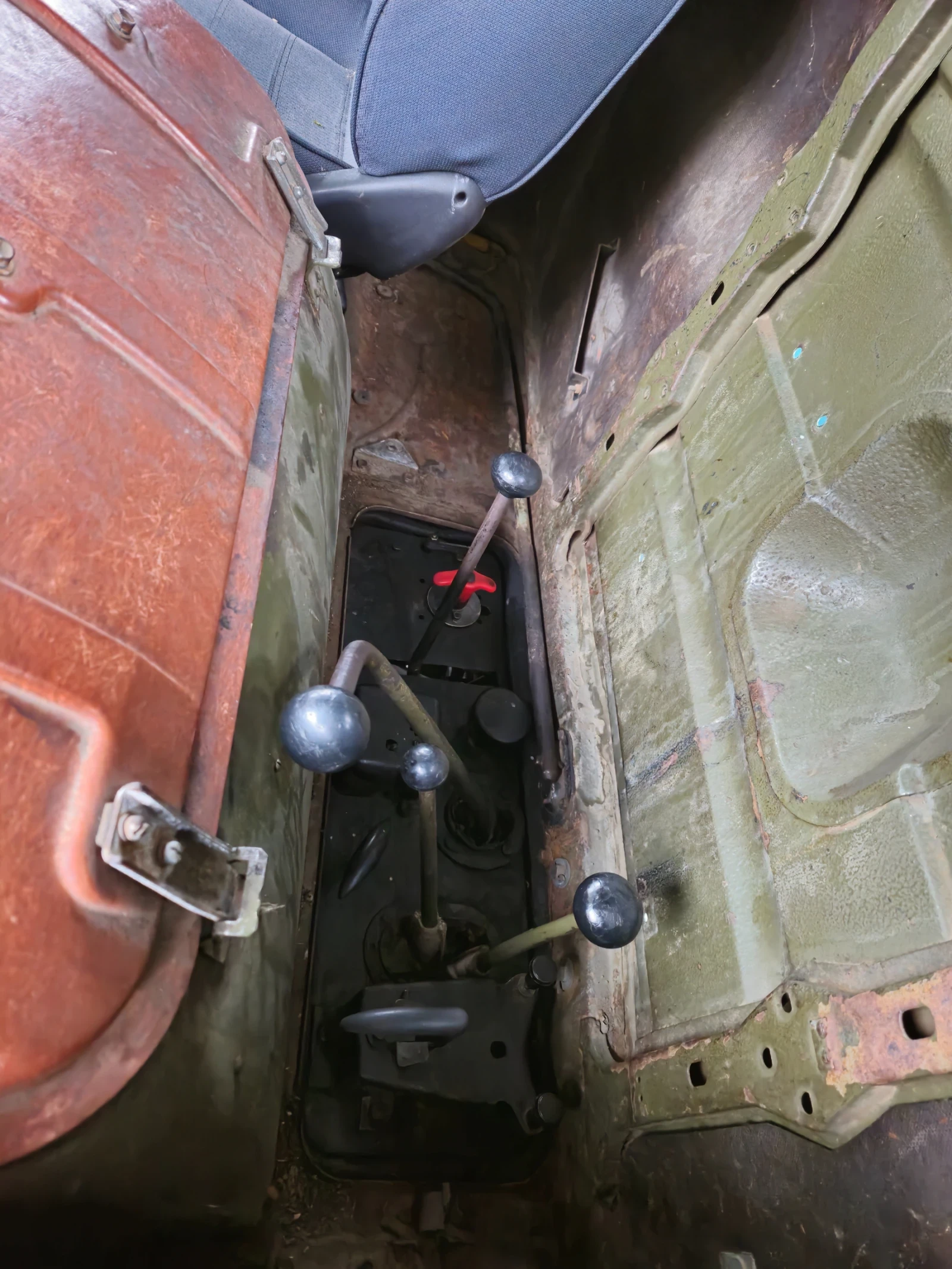Gaz 66 Тристранен самосвал, двойна гума  - изображение 10