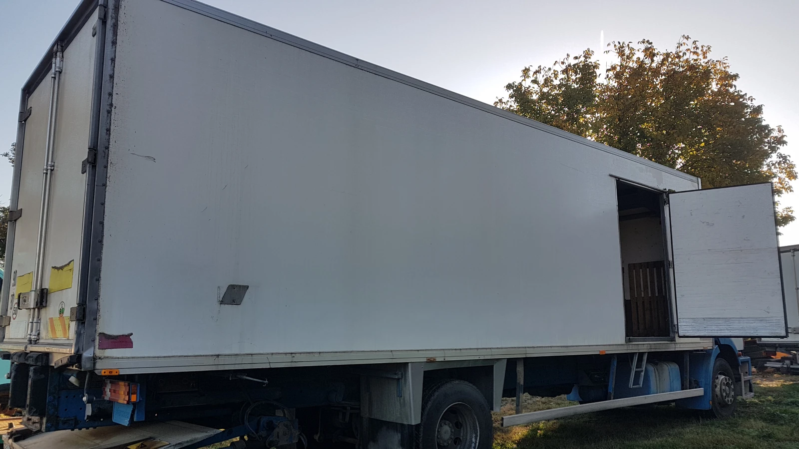 Mercedes-Benz 1824  - изображение 7