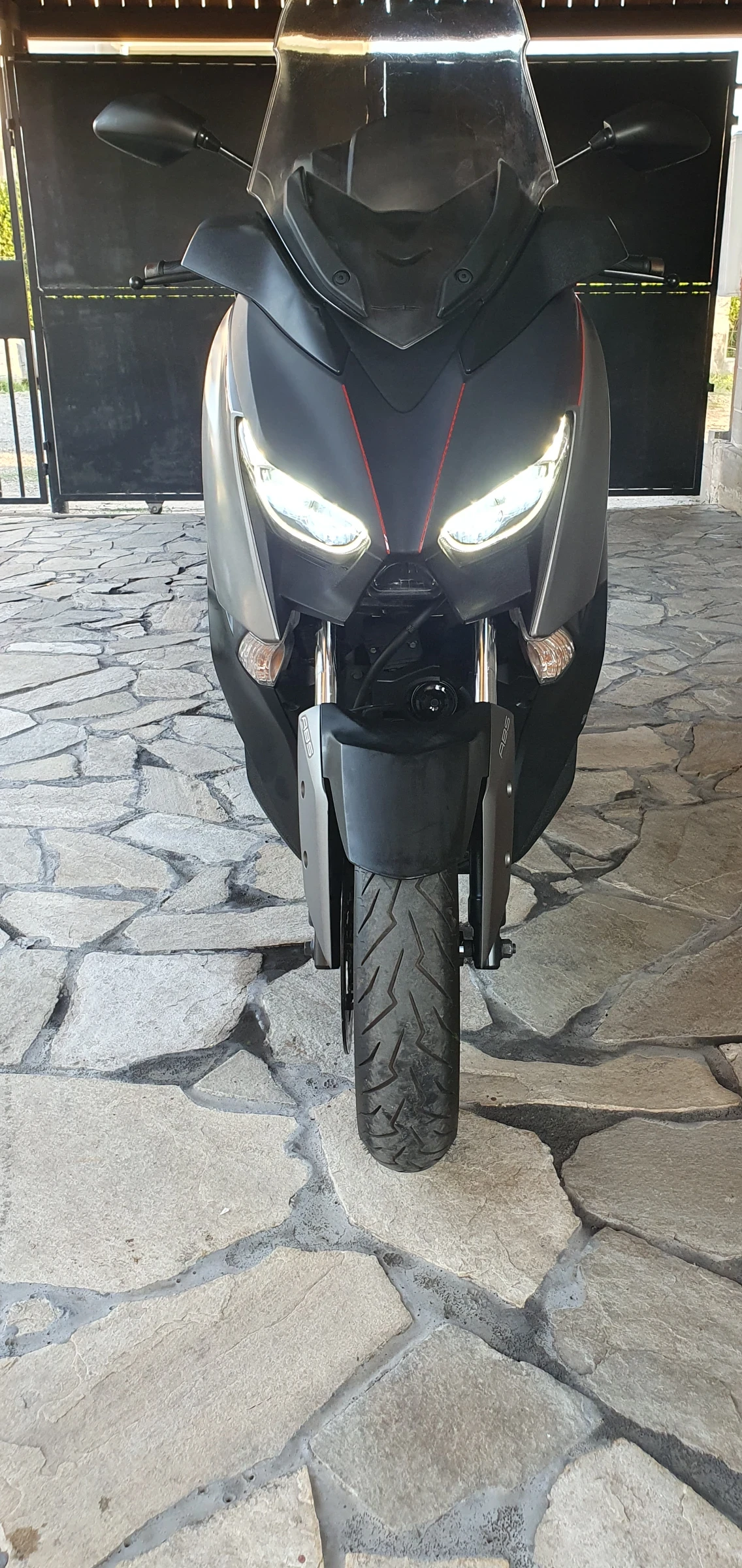 Yamaha X-max 300ABS /TCS РЕГИСТРИРАН  - изображение 10