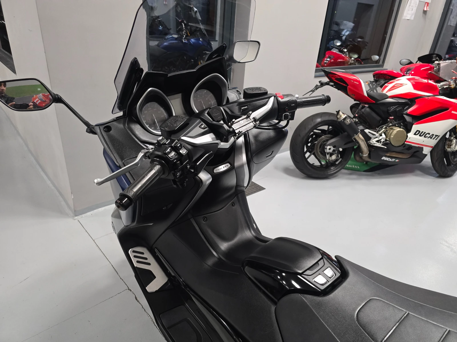 Yamaha T-max 530 DX, ABS-TCS, 9082��.! | Mobile.bg � ����������� 11