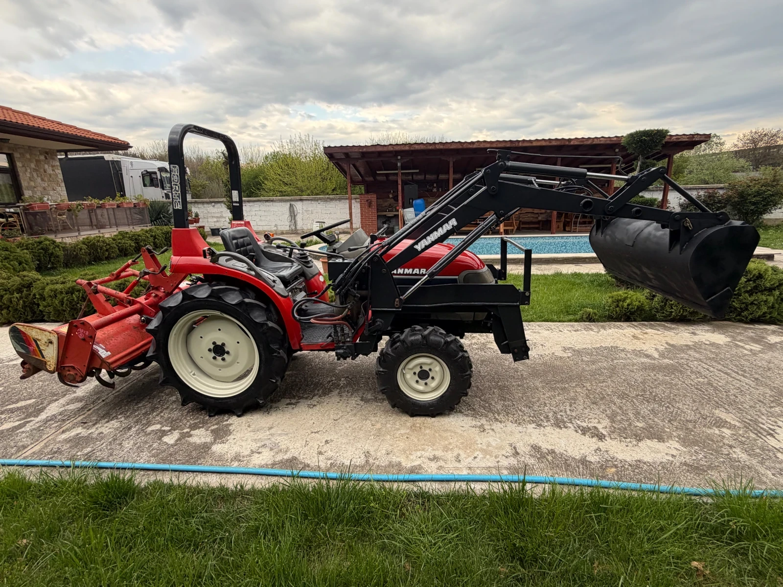 Трактор Yanmar * AF-18* ЧЕЛЕН ТОВАРАЧ* ФРЕЗА* , снимка 4 - Селскостопанска техника - 54257279