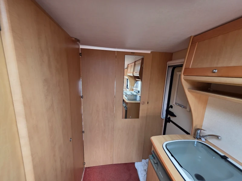 Каравана ABI RANGER 500 5 местна, снимка 16 - Каравани и кемпери - 53296513