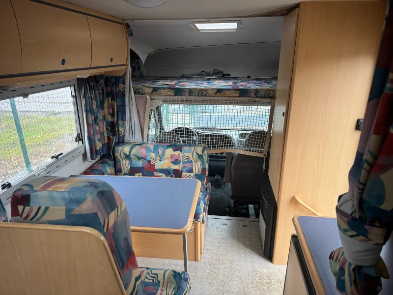 Кемпер Ford Transit , снимка 9 - Каравани и кемпери - 53273847