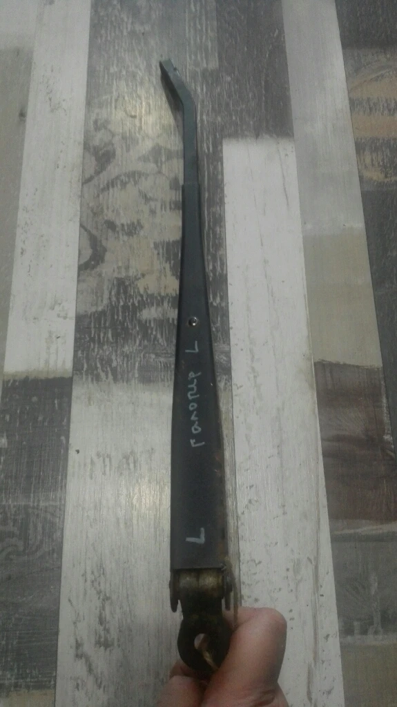 Рамо чистачка ляво Хюндай Галопер