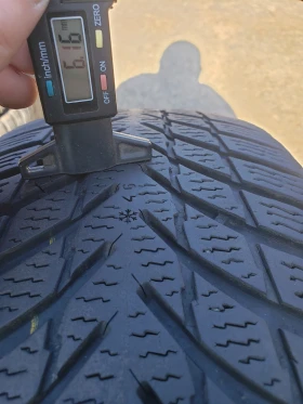 Гуми Зимни 215/65R16, снимка 10