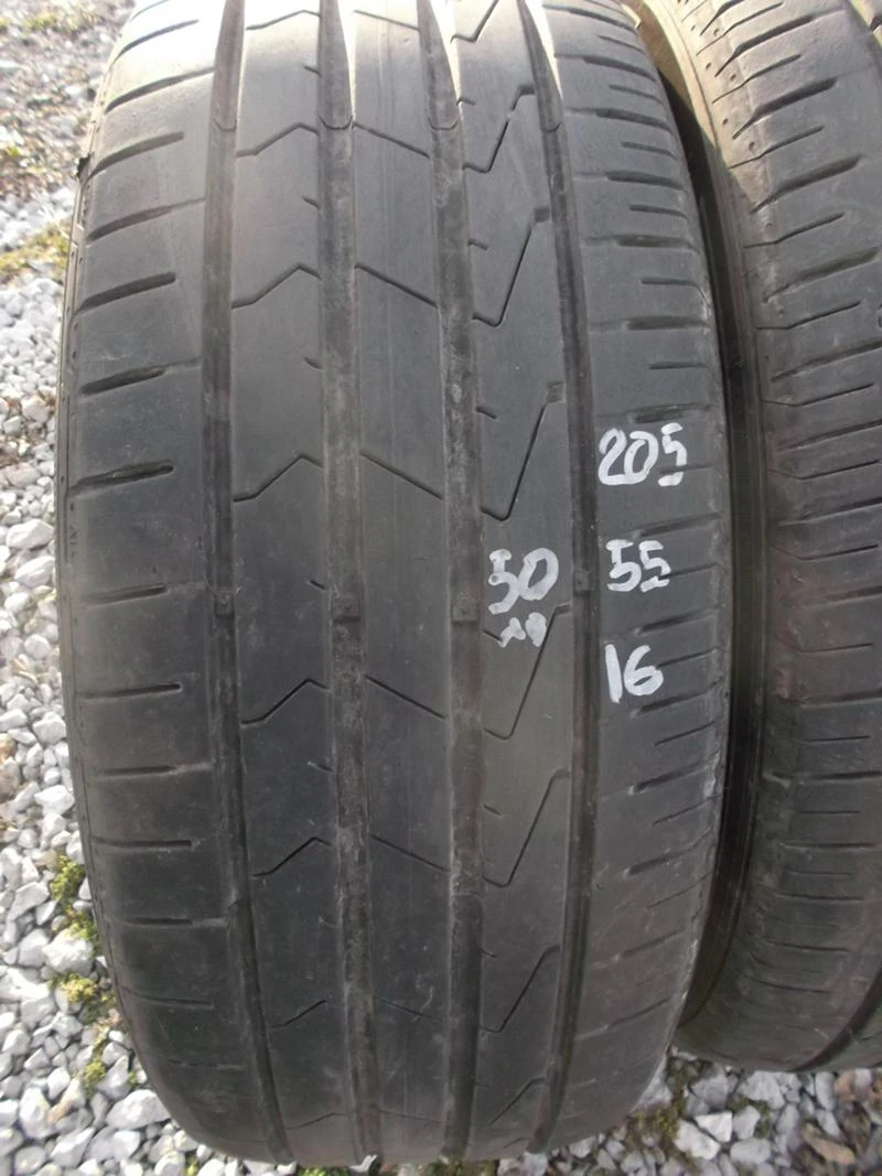 Гуми Летни 205/55R16, снимка 2 - Гуми и джанти - 23831692