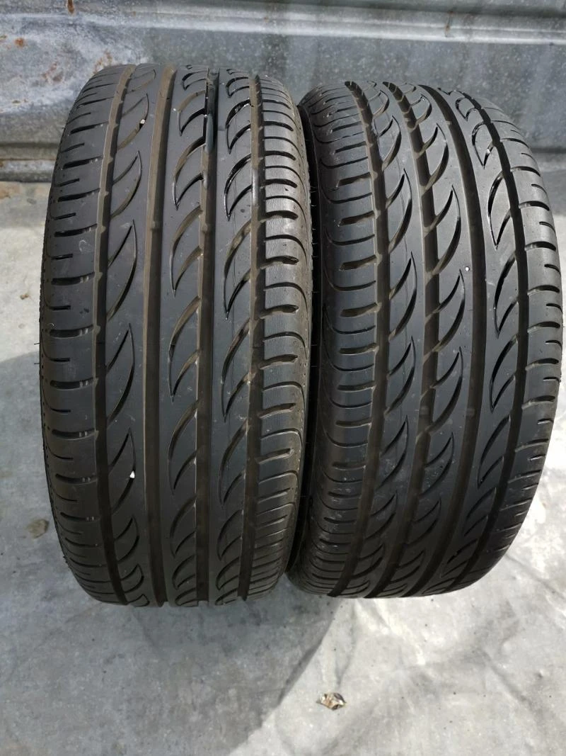 Гуми Летни 205/40R17, снимка 1 - Гуми и джанти - 24717072