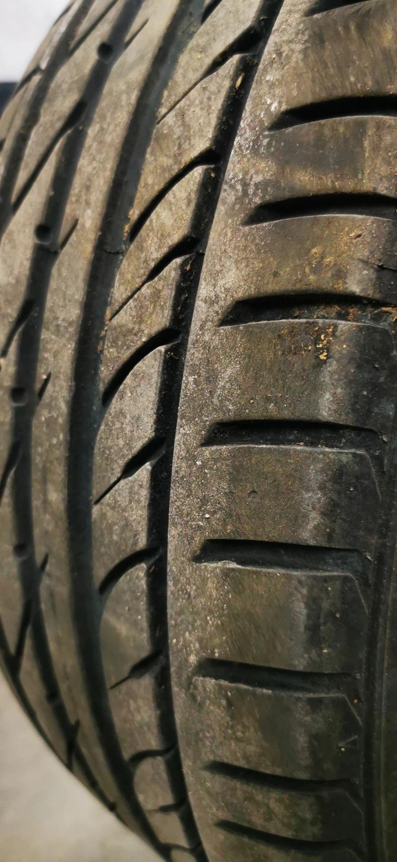    235/45R17 | Mobile.bg   5