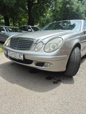 Mercedes-Benz E 200, снимка 1