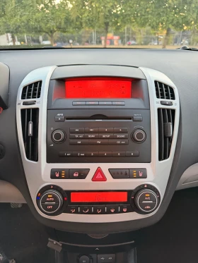 Kia Ceed Газ.Инж Климатроник, снимка 12