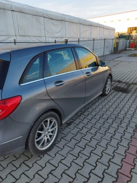 Mercedes-Benz B 220, снимка 9