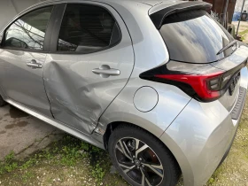 Toyota Yaris 1.5 хибрид - 11000 € / 21514.13 лв. - 76840074 2