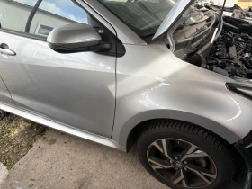 Toyota Yaris 1.5 хибрид - 11000 € / 21514.13 лв. - 76840074 5