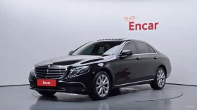 Mercedes-Benz E 300 * Exclusive* ПАНО* KEYLESS* Camera* ПОДГРЕВ* 