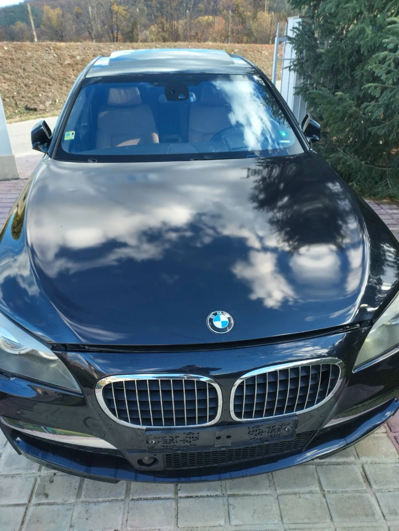 BMW 750 X-drive /M-paket 408 к. Само за Части!, снимка 8 - Автомобили и джипове - 39204652