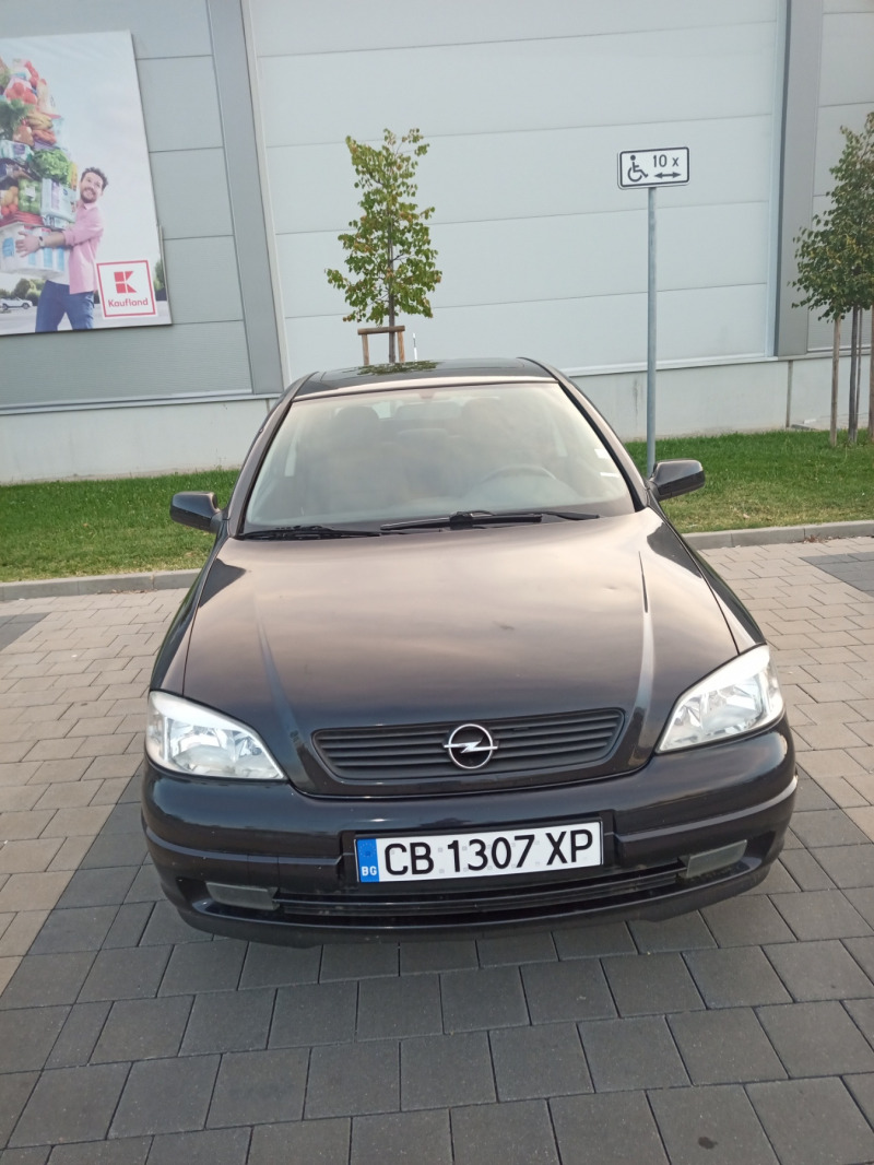 Opel Astra, снимка 6 - Автомобили и джипове - 45936284