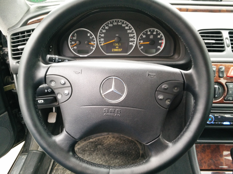Mercedes-Benz CLK 230 kompressor LPG, снимка 9 - Автомобили и джипове - 46466745