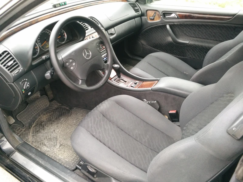 Mercedes-Benz CLK 230 kompressor LPG, снимка 11 - Автомобили и джипове - 47416005