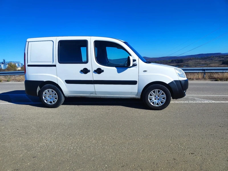 Fiat Doblo 1.6 бензин/метан, снимка 7 - Автомобили и джипове - 47877490