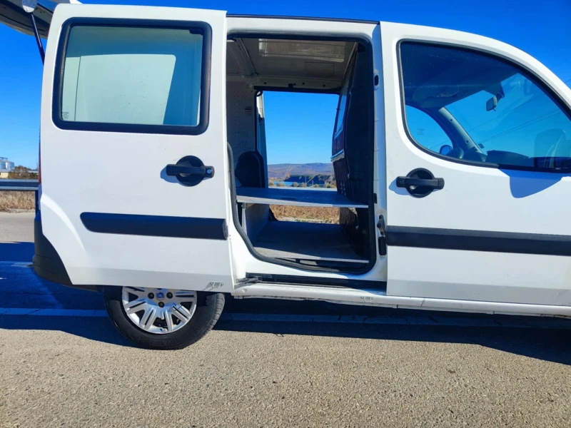 Fiat Doblo 1.6 бензин/метан, снимка 10 - Автомобили и джипове - 47877490