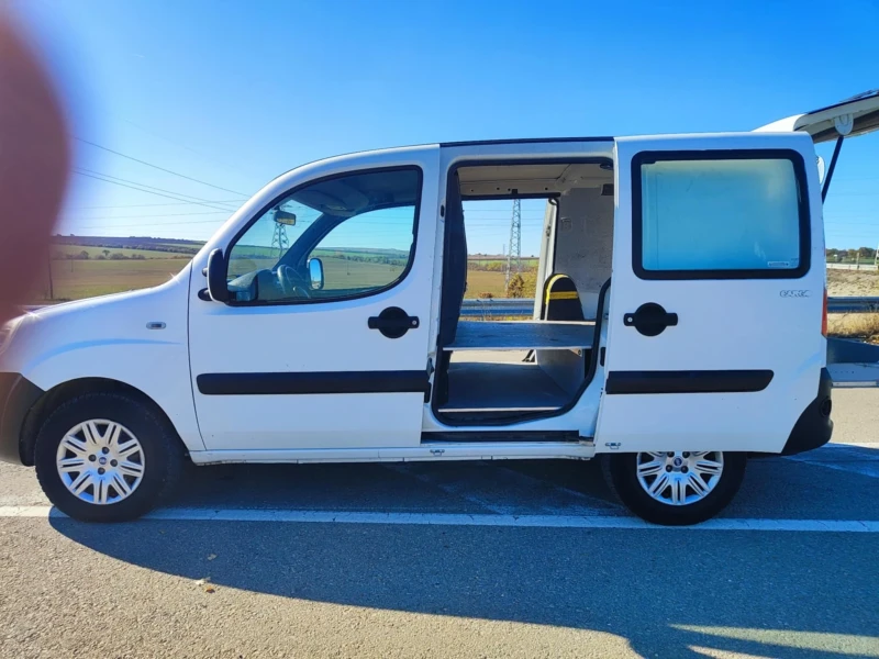 Fiat Doblo 1.6 бензин/метан, снимка 9 - Автомобили и джипове - 47877490