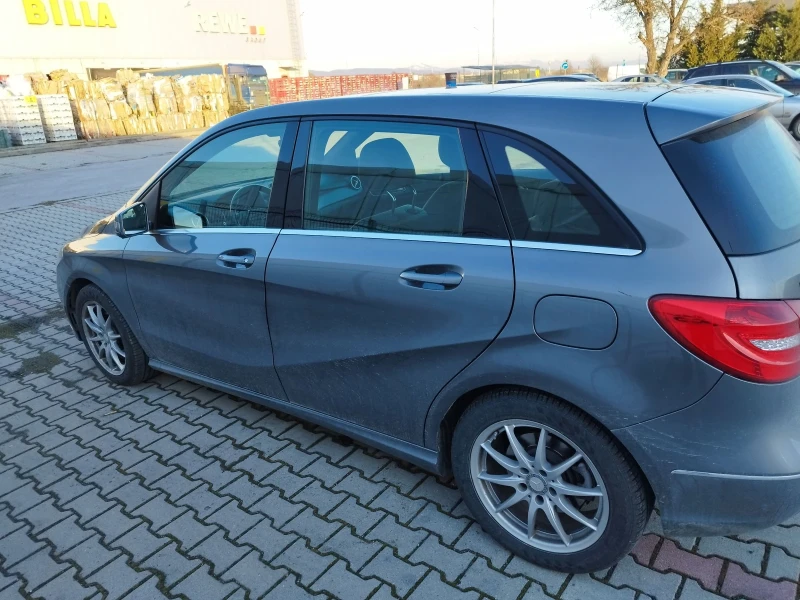 Mercedes-Benz B 220, снимка 8 - Автомобили и джипове - 48576172