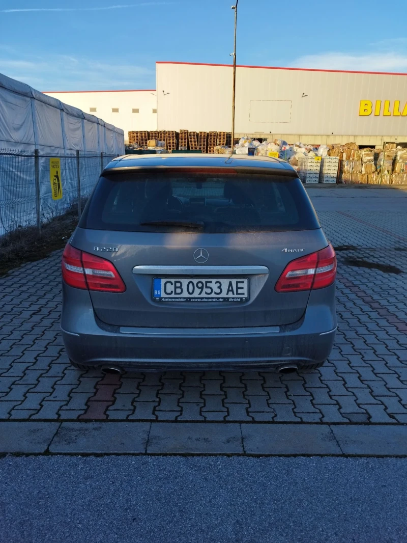 Mercedes-Benz B 220, снимка 7 - Автомобили и джипове - 48576172