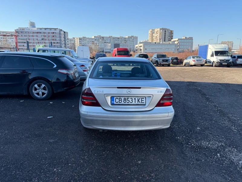 Mercedes-Benz C 270, снимка 2 - Автомобили и джипове - 48617284