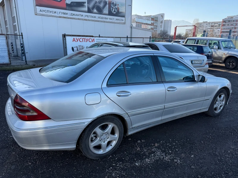 Mercedes-Benz C 270, снимка 3 - Автомобили и джипове - 48617284