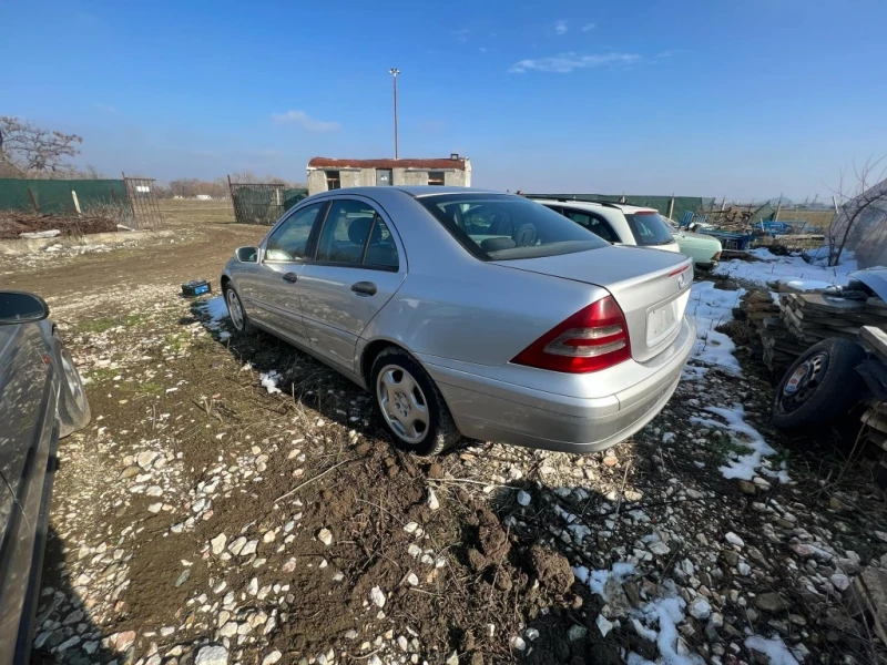 Mercedes-Benz C 220 CDI, снимка 5 - Автомобили и джипове - 48999114