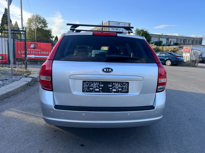 Kia Ceed 1.6 CRDI Facelift Автоматик Навигация Климатроник , снимка 5 - Автомобили и джипове - 51751776
