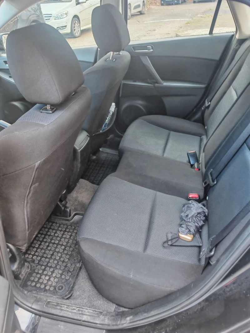 Mazda 3, снимка 9 - Автомобили и джипове - 52521924