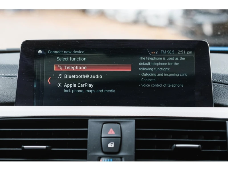 BMW 330 * 330i xDrive| Clean Carfax| M Sport| Carplay| Bli, снимка 11 - Автомобили и джипове - 52804846