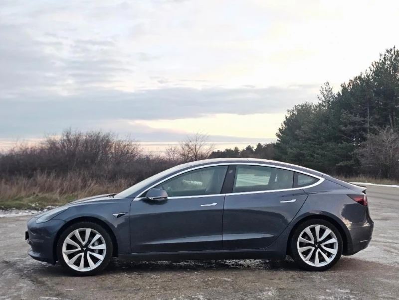 Tesla Model 3 4x4 Европейска!Long Range, снимка 3 - Автомобили и джипове - 52944988