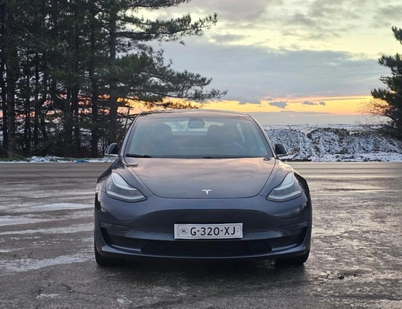 Tesla Model 3 4x4 Европейска!Long Range, снимка 11 - Автомобили и джипове - 52944988