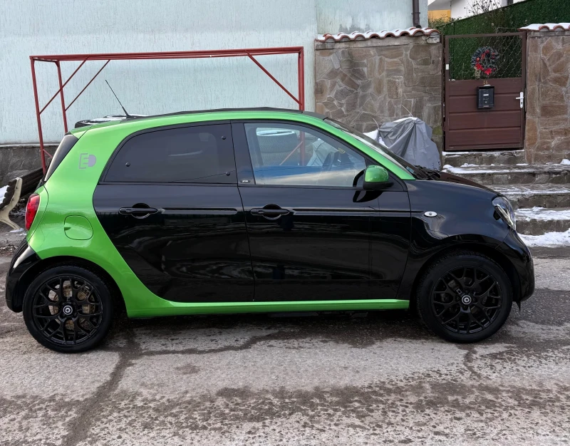 Smart Forfour EV, снимка 2 - Автомобили и джипове - 53071984