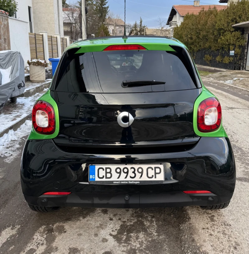 Smart Forfour EV, снимка 4 - Автомобили и джипове - 53071984
