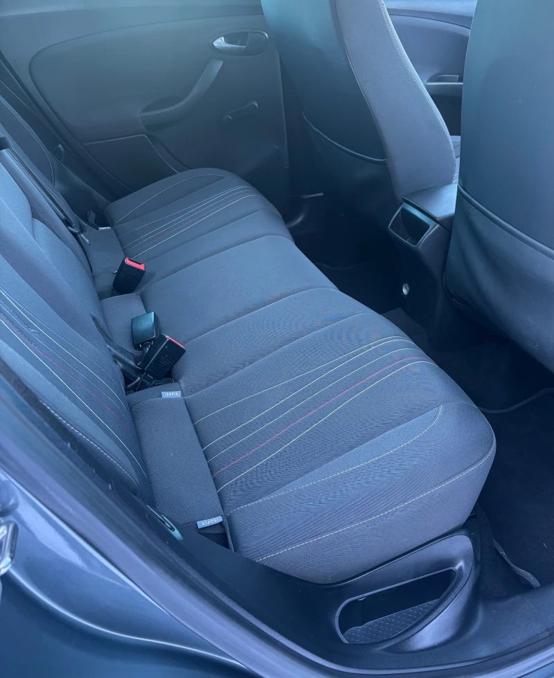 Seat Altea 2.0 TDI, снимка 9 - Автомобили и джипове - 53076982