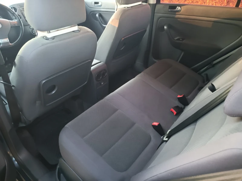 VW Golf Plus 1.9 avtomat, снимка 9 - Автомобили и джипове - 53528980