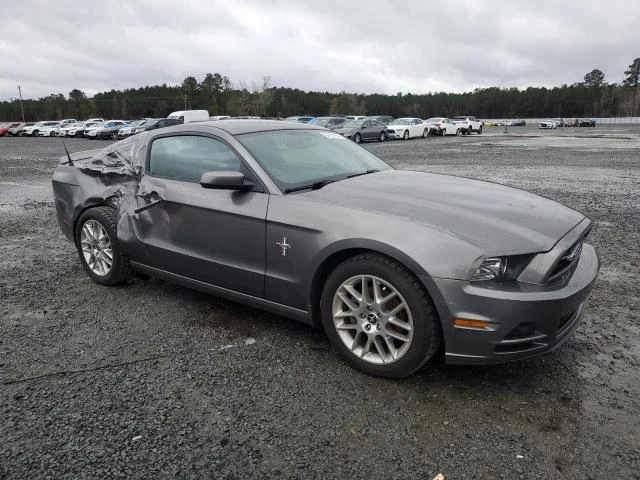 Ford Mustang 3.7L 6 Rear-wheel drive, снимка 13 - Автомобили и джипове - 48597907