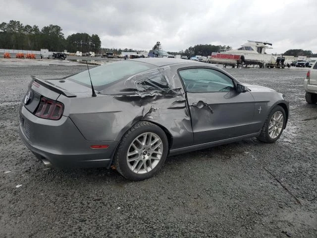 Ford Mustang 3.7L 6 Rear-wheel drive, снимка 12 - Автомобили и джипове - 48597907