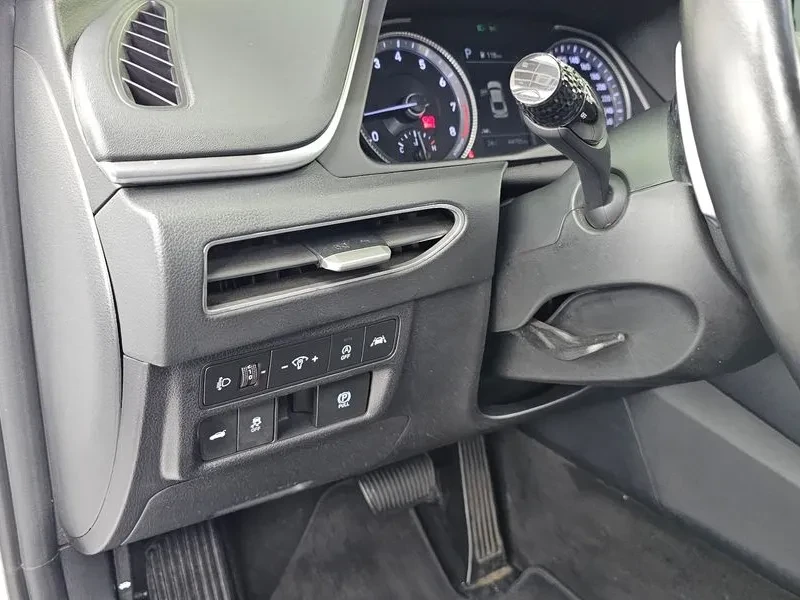 Hyundai Sonata 1.6 Turbo Modern, снимка 16 - Автомобили и джипове - 55937581