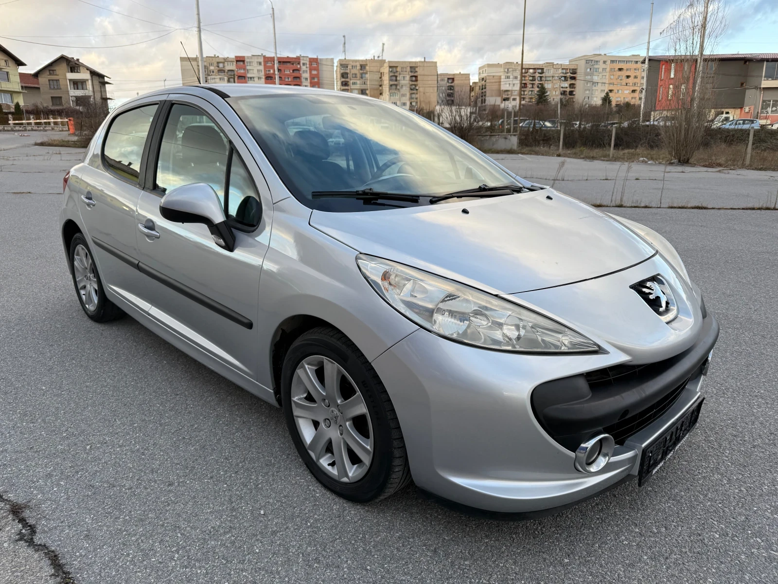 Peugeot 207 1.4 HDI Клима 90кс. - изображение 3