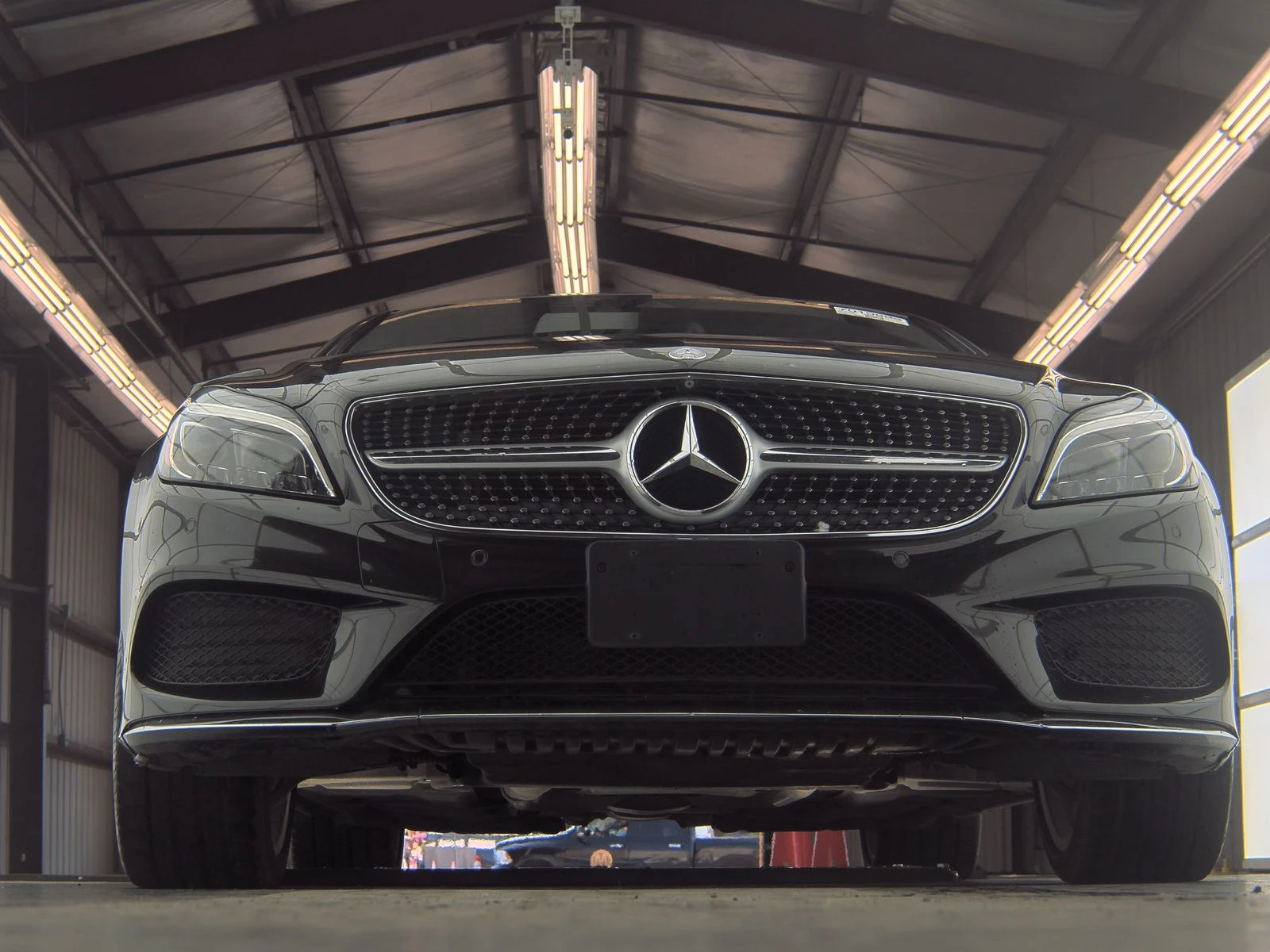 Mercedes-Benz CLS 400 AMG PACK* HARMAN* OBDUH* PANO* KEYLESS GO*  - изображение 3