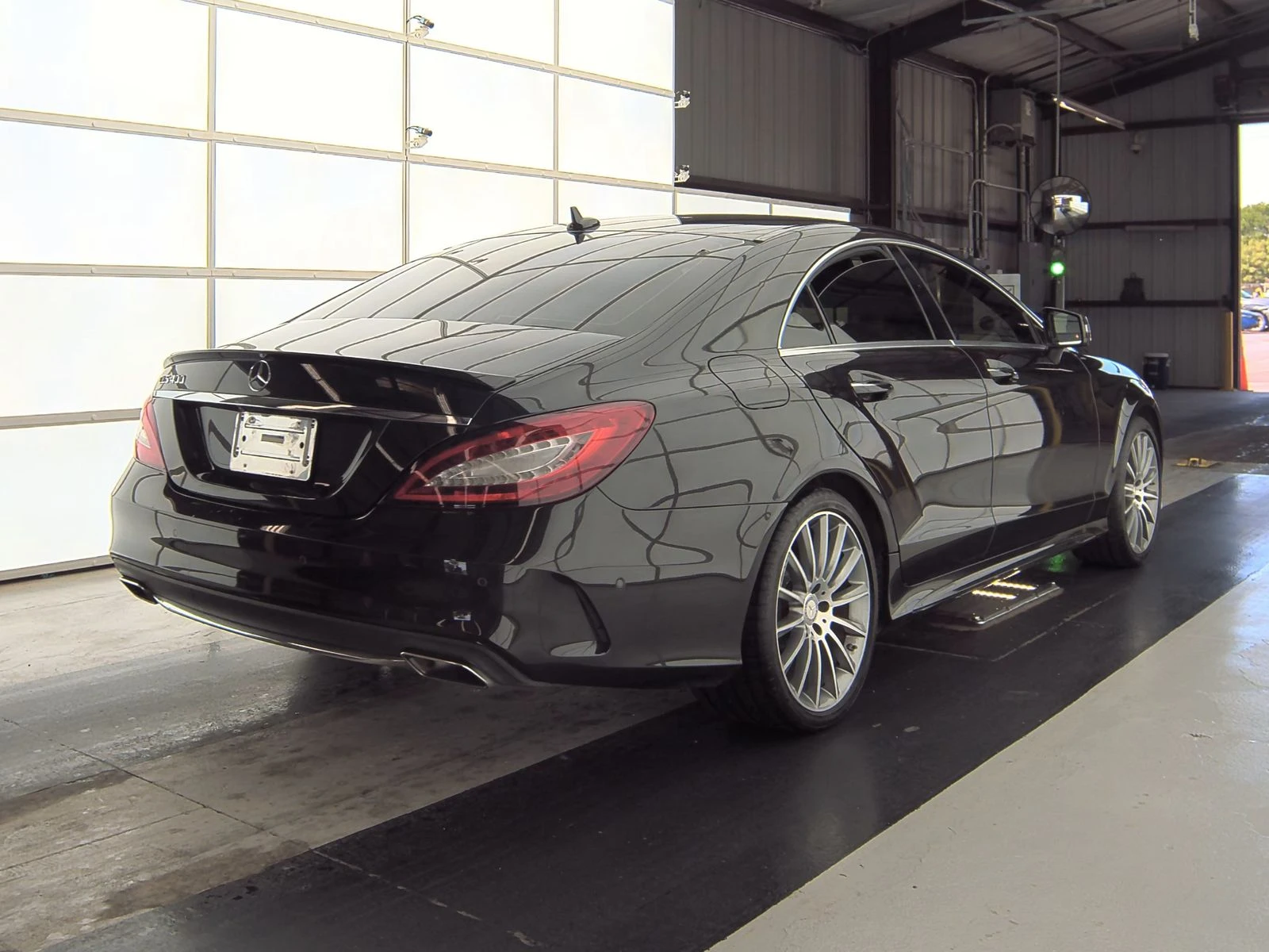 Mercedes-Benz CLS 400 AMG PACK* HARMAN* OBDUH* PANO* KEYLESS GO*  - изображение 5