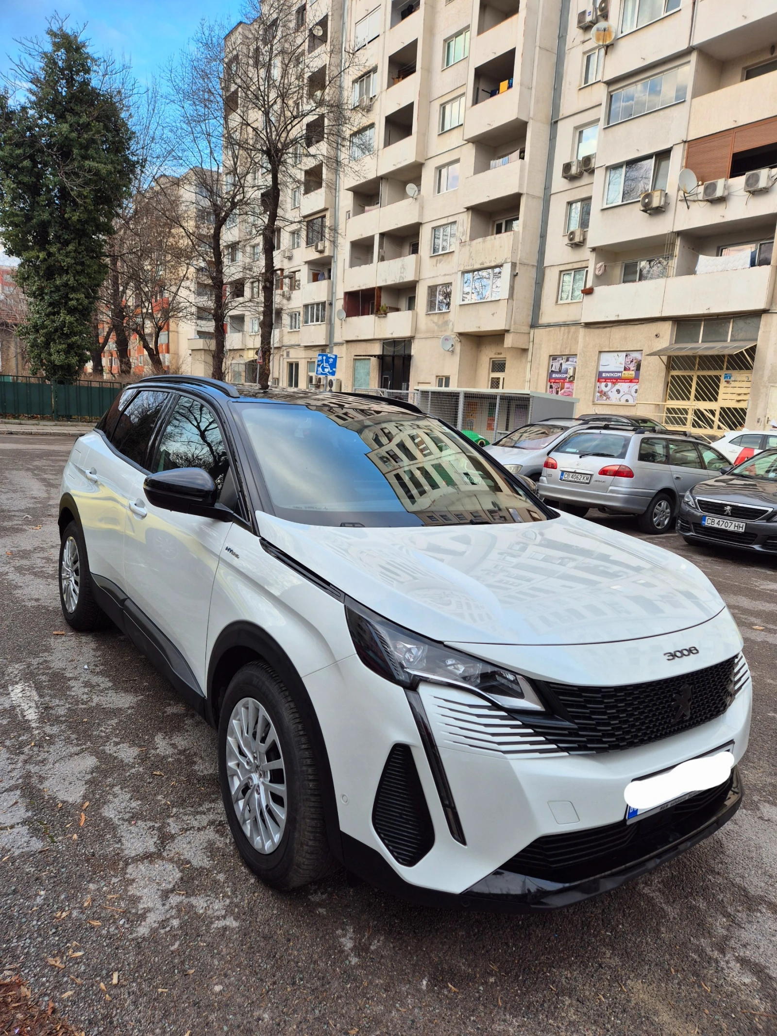 Peugeot 3008 PLUG-IN HYBRID 225 GT ACC! - изображение 3